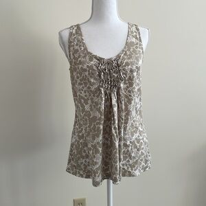 New York & Co. Khaki & White Pleated Top. Large. Y2K